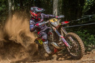 INTENSO FIN DE SEMANA PARA EL RIEJU FACTORY TEAM EN EL MUNDIAL Y NACIONAL DE ENDURO DE LALÍN