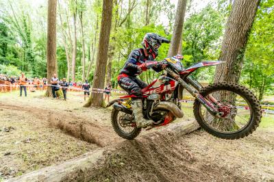 RIEJU Y LÉO LE QUÉRÉ NO SEGUIRÁN JUNTOS LA PRÓXIMA TEMPORADA. 