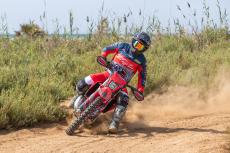 RIEJU-27-MR-PRO-8016-6a9ed4e43a2c0.jpg