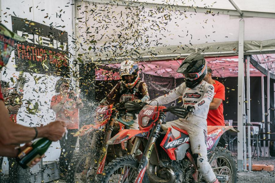 RACHEL GUTISH AND ROSIE ROWETT, 2026 ENDUROGP WOMEN'S WORLD CHAMPION AND RUNNER-UP