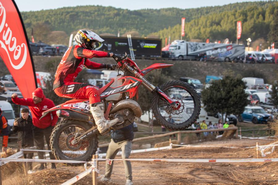 EL RIEJU FACTORY TEAM DESPUNTA EN LA 15ª EDICIÓN DEL ENDUROC