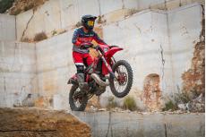 RIEJU-27-MR-PRO-8738-6a9ed4e46a14f.jpg