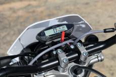 rieju-mrt-125-tablier-5e4a9da39fe62