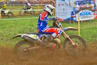 Rieju finaliza con nota unos exigentes Seis Días Internacionles de Enduro en Francia 