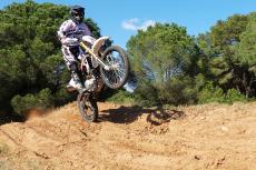 rieju-marathon-pro-action-8-5e5d36ad1ea56