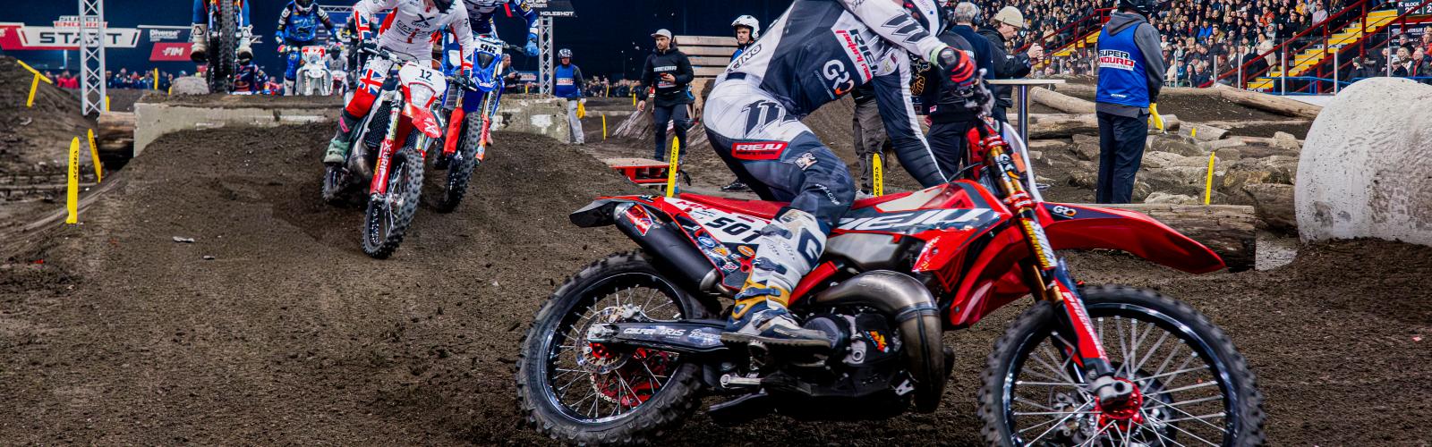 DOMINIK OLSZOWY OVERCOMES A DEMANDING UK GP, SCORING VALUABLE SUPERENDURO WORLD CHAMPIONSHIP POINTS