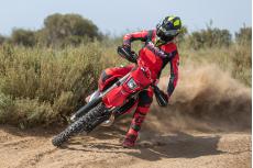 RIEJU-27-MR-RACING-7885-6a9ed4fff3e25.jpg