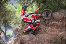 10-RIEJU-27-MR-HARD-1080-6a9ed4656bf97.jpg