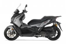 RIEJU-XOVER-1100-6a29a21f165b7.jpg