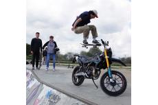 MRT PRO 50 SM Black Series Action 2