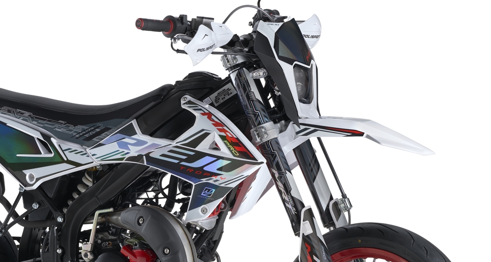 Ollé R16V na mga suspensyon pang-isport at mga preno Wave