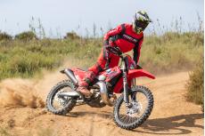 RIEJU-27-MR-RACING-8004-6a9ed4ffa3aa0.jpg