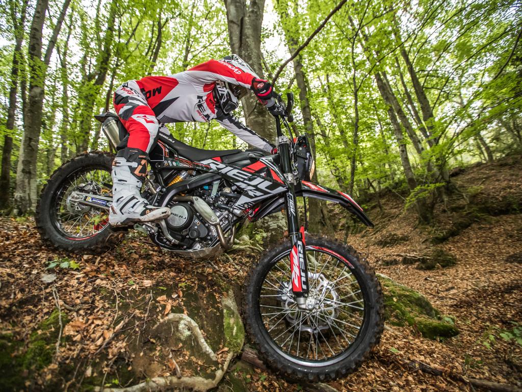 Hard Off-road
