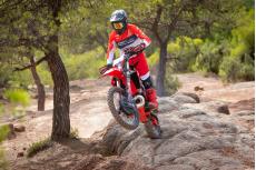 1-RIEJU-27-MR-HARD-0580-6a9ed465e59d3.jpg