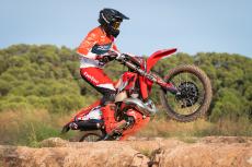 23-RIEJU-27-MR-HARD-06502-6a9ed464698dd.jpg