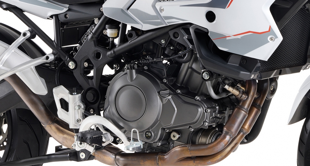 554cc twin-cylinder engine (EU 5+)