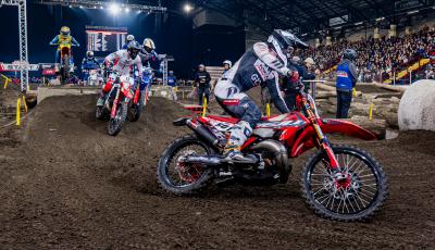 DOMINIK OLSZOWY OVERCOMES A DEMANDING UK GP, SCORING VALUABLE SUPERENDURO WORLD CHAMPIONSHIP POINTS